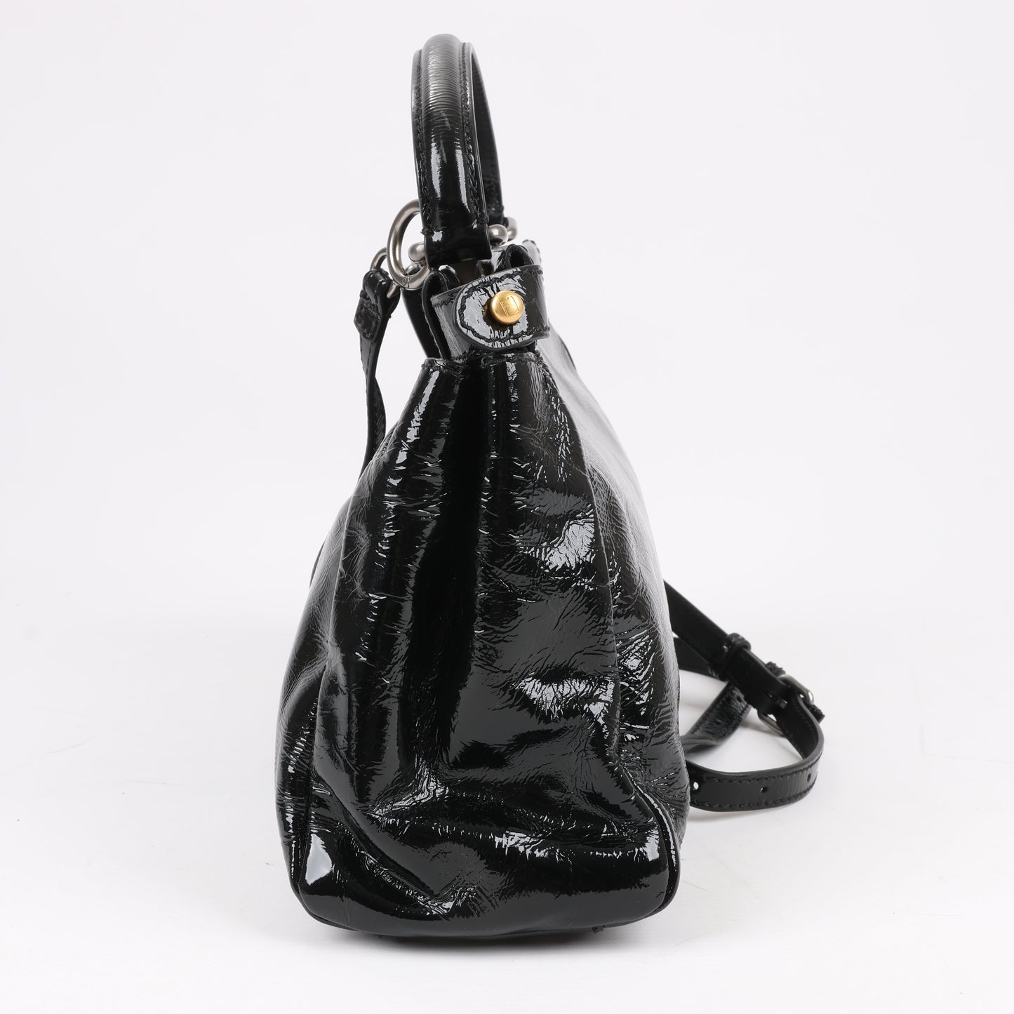 Fendi Peekaboo 2-Wege-Handtasche aus Lackleder in Schwarz 8BN211