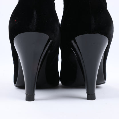Chanel Coco Mark Velours-Stiefel in Schwarz, Größe 37,5 EU