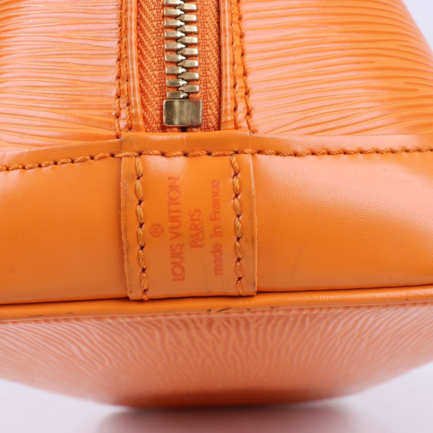 Louis Vuitton Epi Leather Alma PM Handbag in Orange M40623