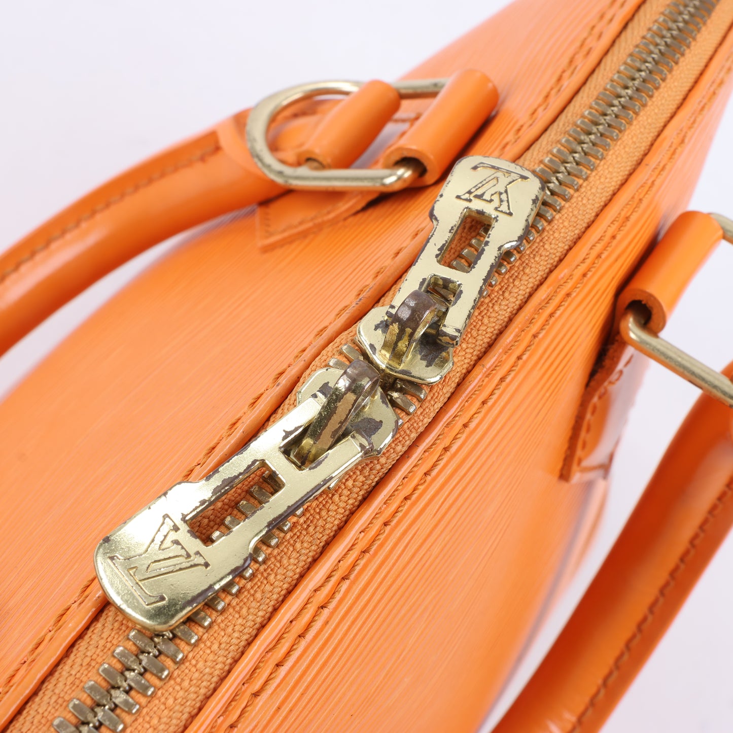 Louis Vuitton Epi Leather Alma PM Handbag in Orange M40623