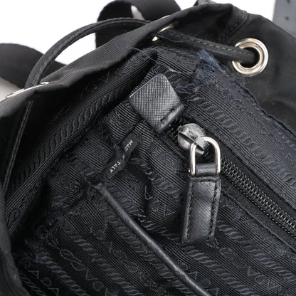 Prada Tessuto Stoff x Lederrucksack in Schwarz