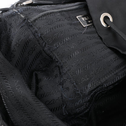 Prada Tessuto Stoff x Lederrucksack in Schwarz