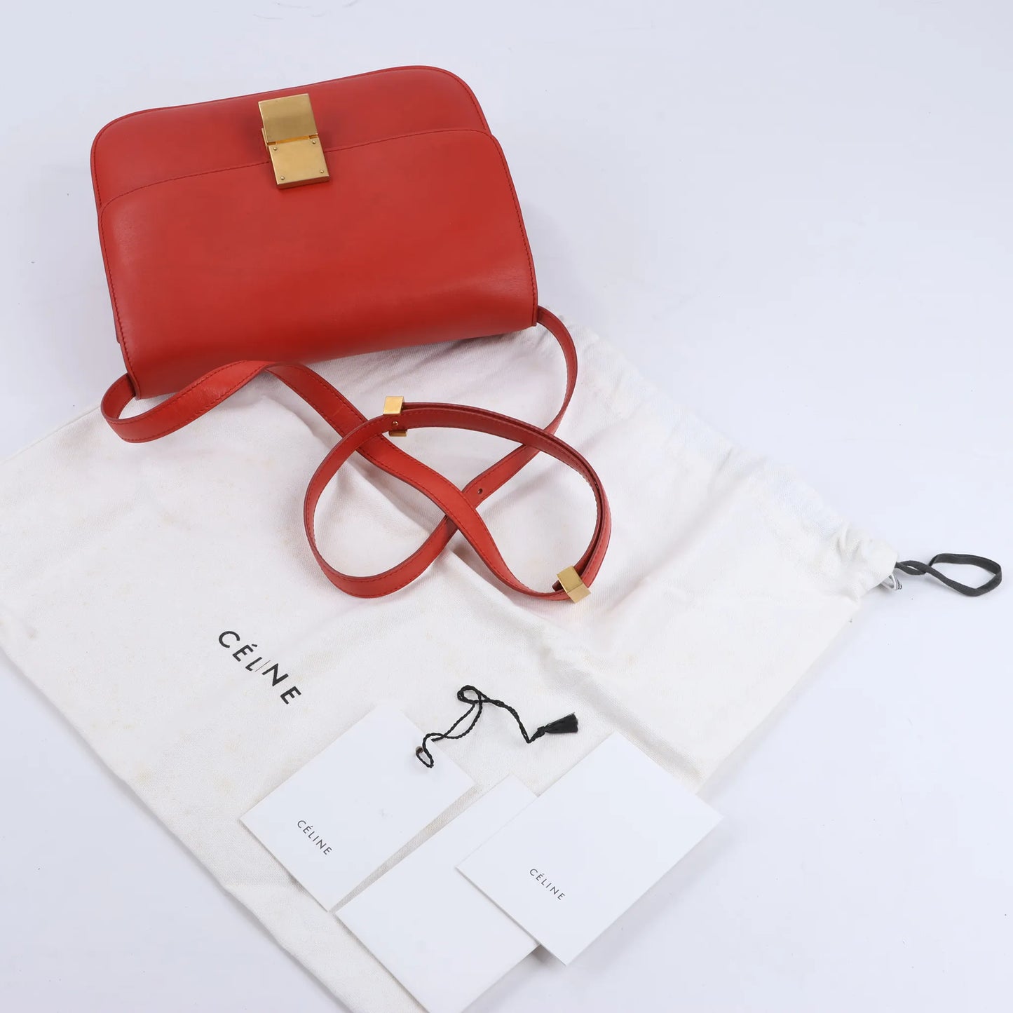 CELINE Classic Box mittelgroße Umhängetasche aus rotem Leder