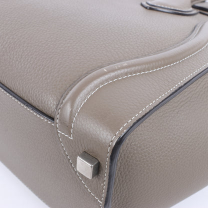 CELINE Luggage Micro Lederhandtasche in Greige