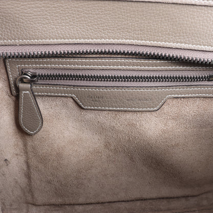 CELINE Luggage Micro Lederhandtasche in Greige