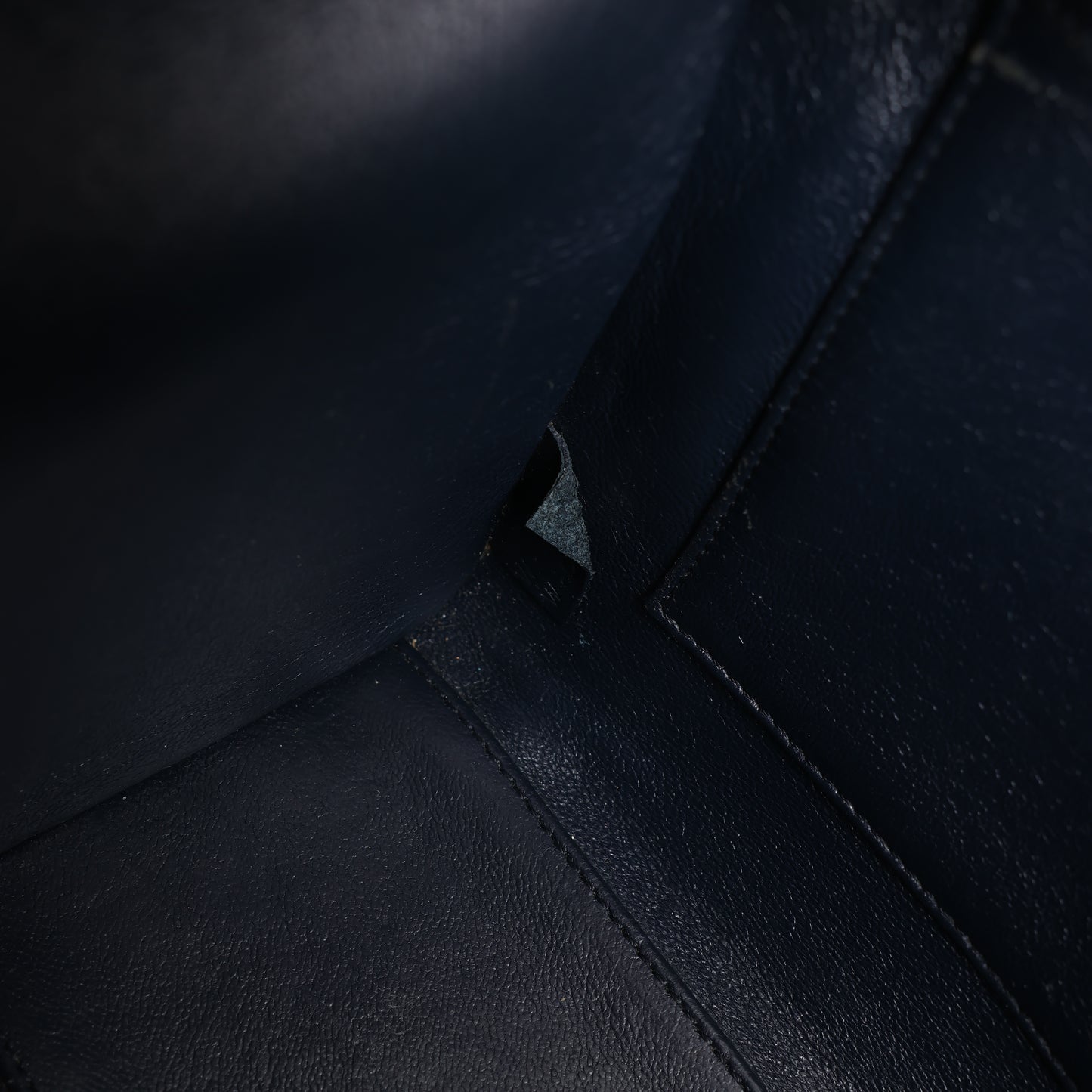 CELINE Nano Luggage Dreifarbige 2-Wege-Handtasche aus Kalbsleder in Blau x Schwarz