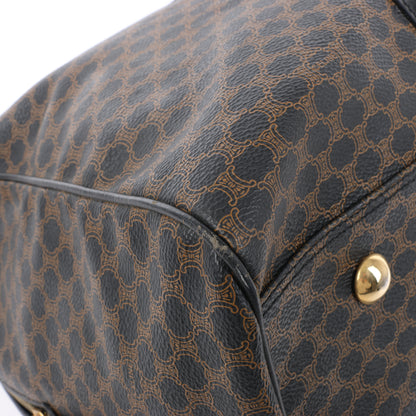 Celine Macadam Boston Reisetasche aus PVC und Leder in Schwarz × Braun