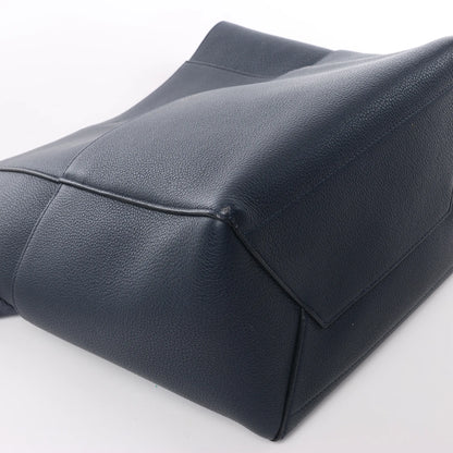 CELINE Seau Sangle Bucket-Schultertasche aus Leder in Marineblau
