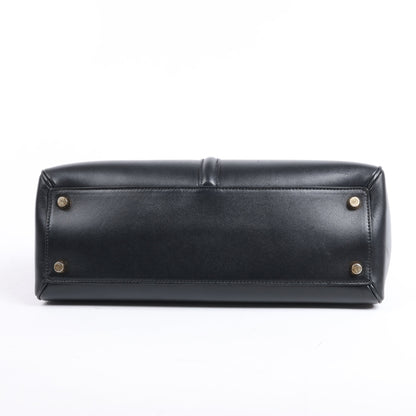 Celine – Sac 16 – Mittlere 2-Wege-Handtasche aus glattem Leder in Schwarz