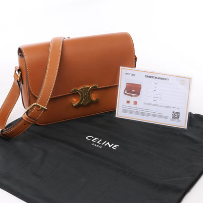 Celine Triomphe Classic Schultertasche aus Leder in Braun