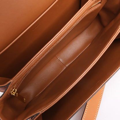 Celine Triomphe Classic Schultertasche aus Leder in Braun