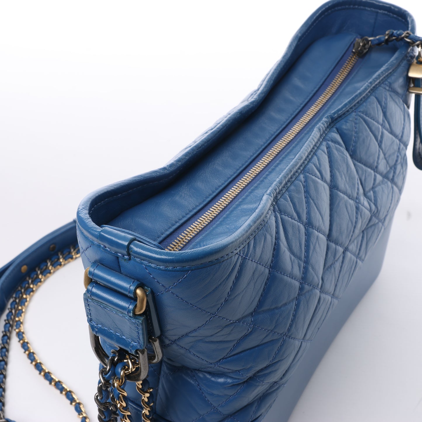 Chanel Gabrielle Doo Chanel Vintage Kalbsleder-Umhängetasche mit Kette Blaugold x Silbermetallbeschläge 27113839