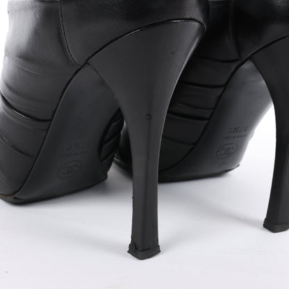 Chanel Coco Mark Camelia Lederstiefeletten in Schwarz G28629, Größe 37,5 EU