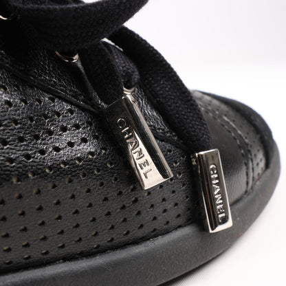 CHANEL Coco Mark 11P Wildleder x Leder Sneakers 37 in Schwarz G25313