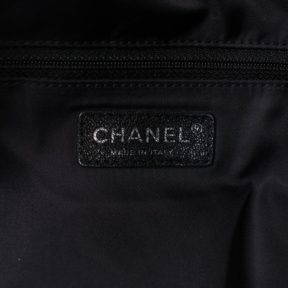 Chanel Paris Biarritz MM Coating Canvas Umhängetasche in Schwarz
