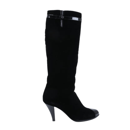 Chanel Coco Mark Velours-Stiefel in Schwarz, Größe 37,5 EU