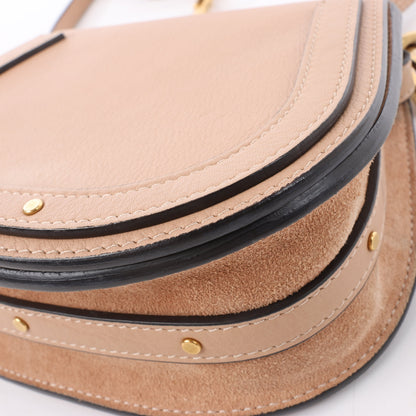 CHLOE – Kleine 2-Wege-Umhängetasche „Nile Bracelet“ aus beigefarbenem Leder