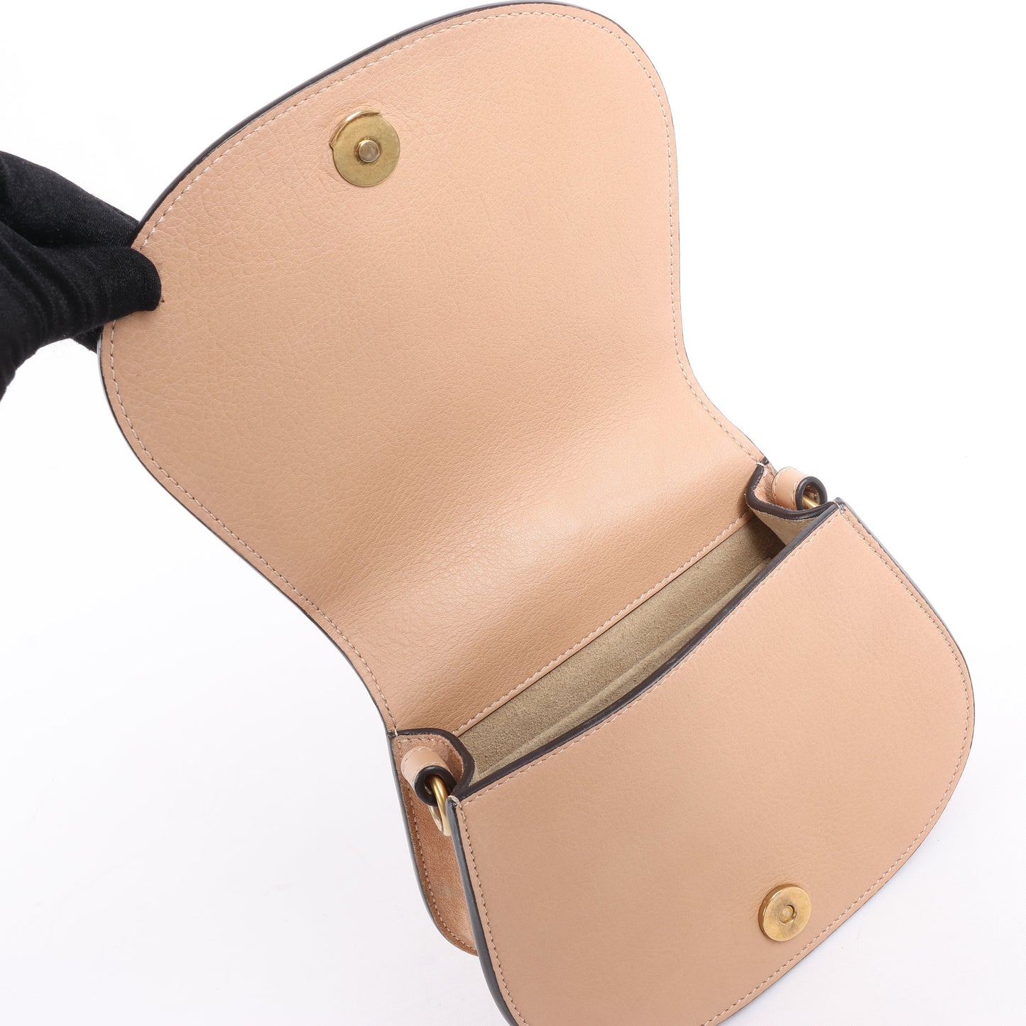 CHLOE – Kleine 2-Wege-Umhängetasche „Nile Bracelet“ aus beigefarbenem Leder