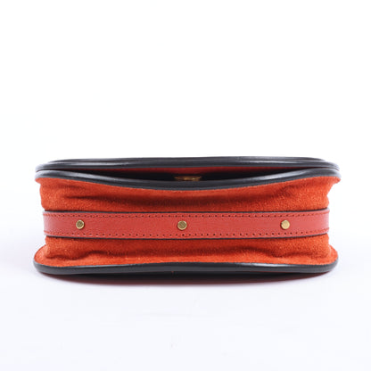 CHLOE – Kleine 2-Wege-Umhängetasche „Nile Bracelet“ aus rotem Leder