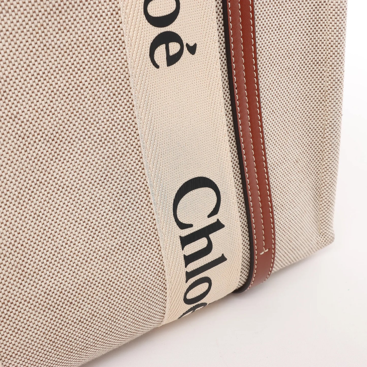 CHLOE Woody Medium Tote-Umhängetasche aus Canvas und Leder in Braun
