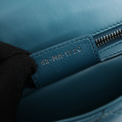 Christian Dior – Caro – Schultertasche aus blauem Leder mit Kettenriemen