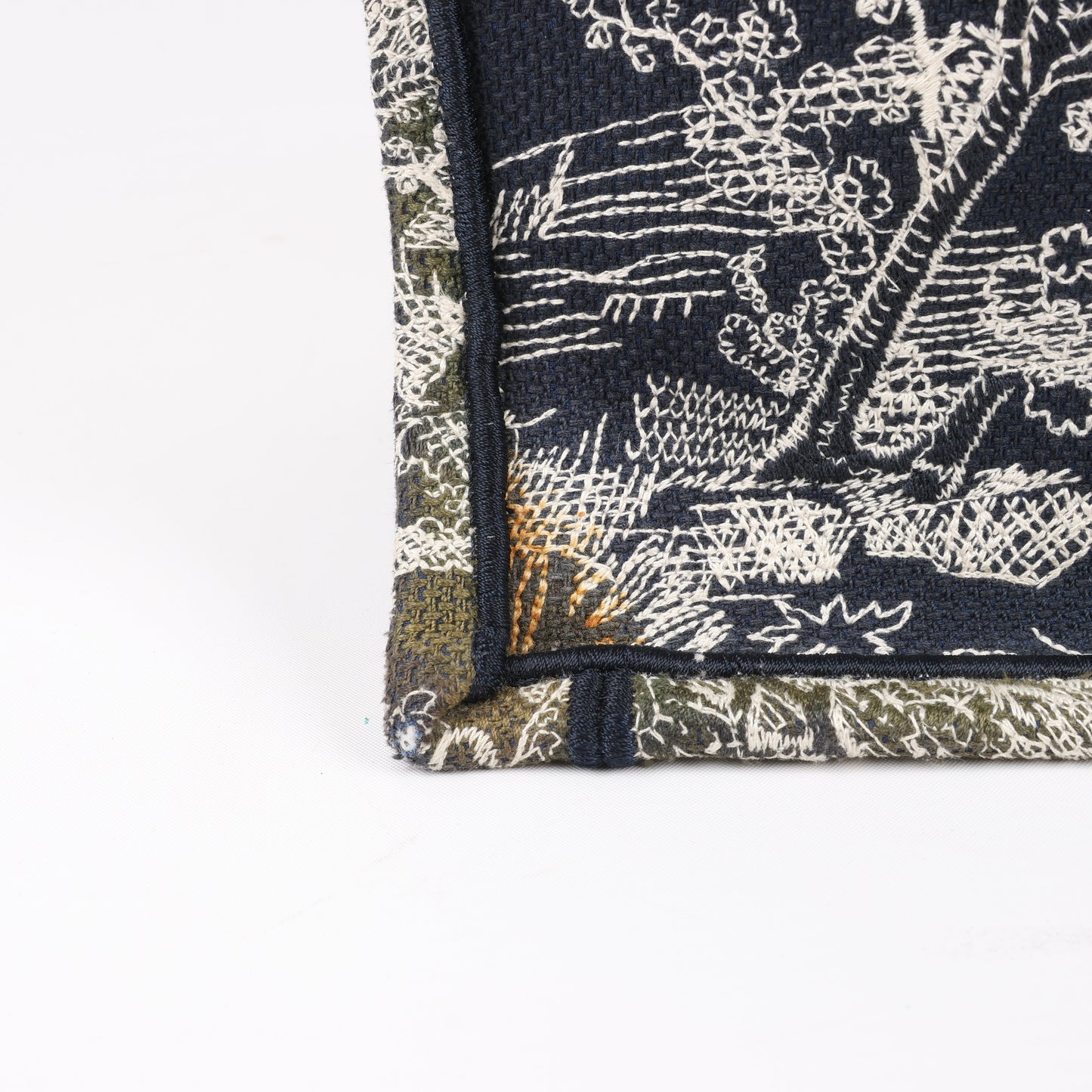 Christian Dior Toile Doo JUY Embroidery Book Große Canvas-Tragetasche in Marineblau