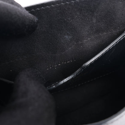 Petit sac bandoulière à rabat en cuir de veau Christian Dior Bobby noir