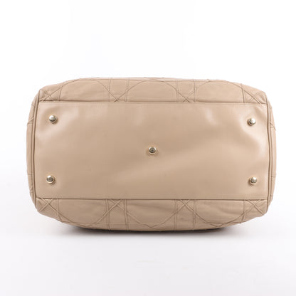 Christian Dior Granville Cannage Lederhandtasche in Beige