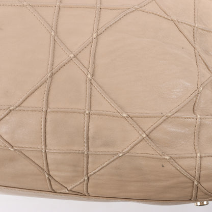 Christian Dior Granville Cannage Lederhandtasche in Beige