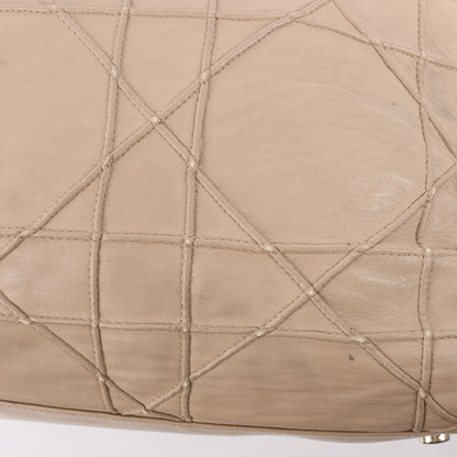 Christian Dior Granville Cannage Lederhandtasche in Beige