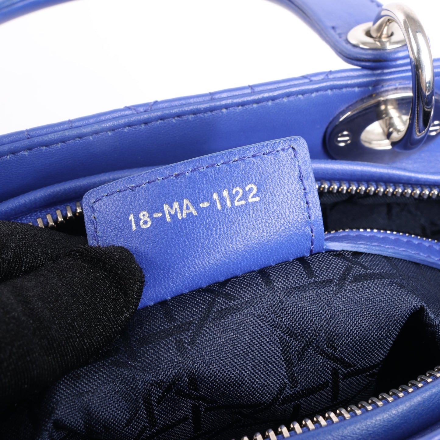 Christian Dior – Große Handtasche „Lady Dior“ aus blauem Leder „Cannage“