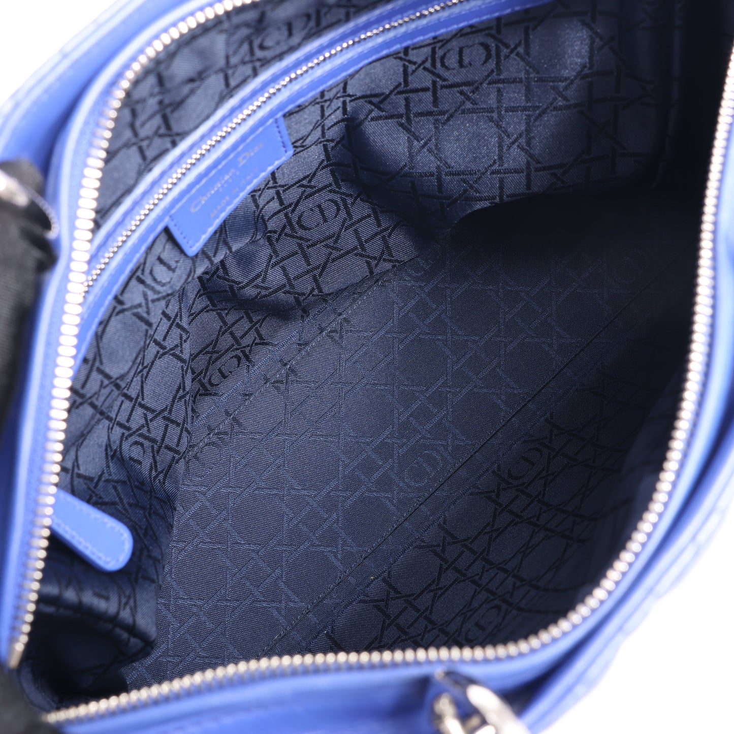 Christian Dior – Große Handtasche „Lady Dior“ aus blauem Leder „Cannage“