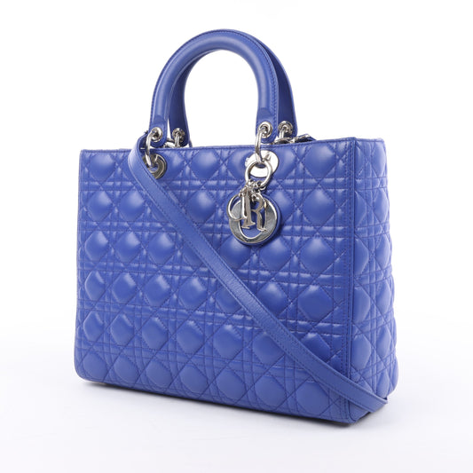 Christian Dior – Große Handtasche „Lady Dior“ aus blauem Leder „Cannage“