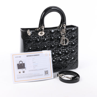 Christian Dior – Große Cannage-Handtasche aus Lackleder in Schwarz