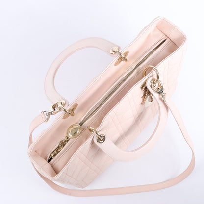 Christian Dior Lady Dior Cannage Große 2-Wege-Handtasche aus Leder in Hellrosa