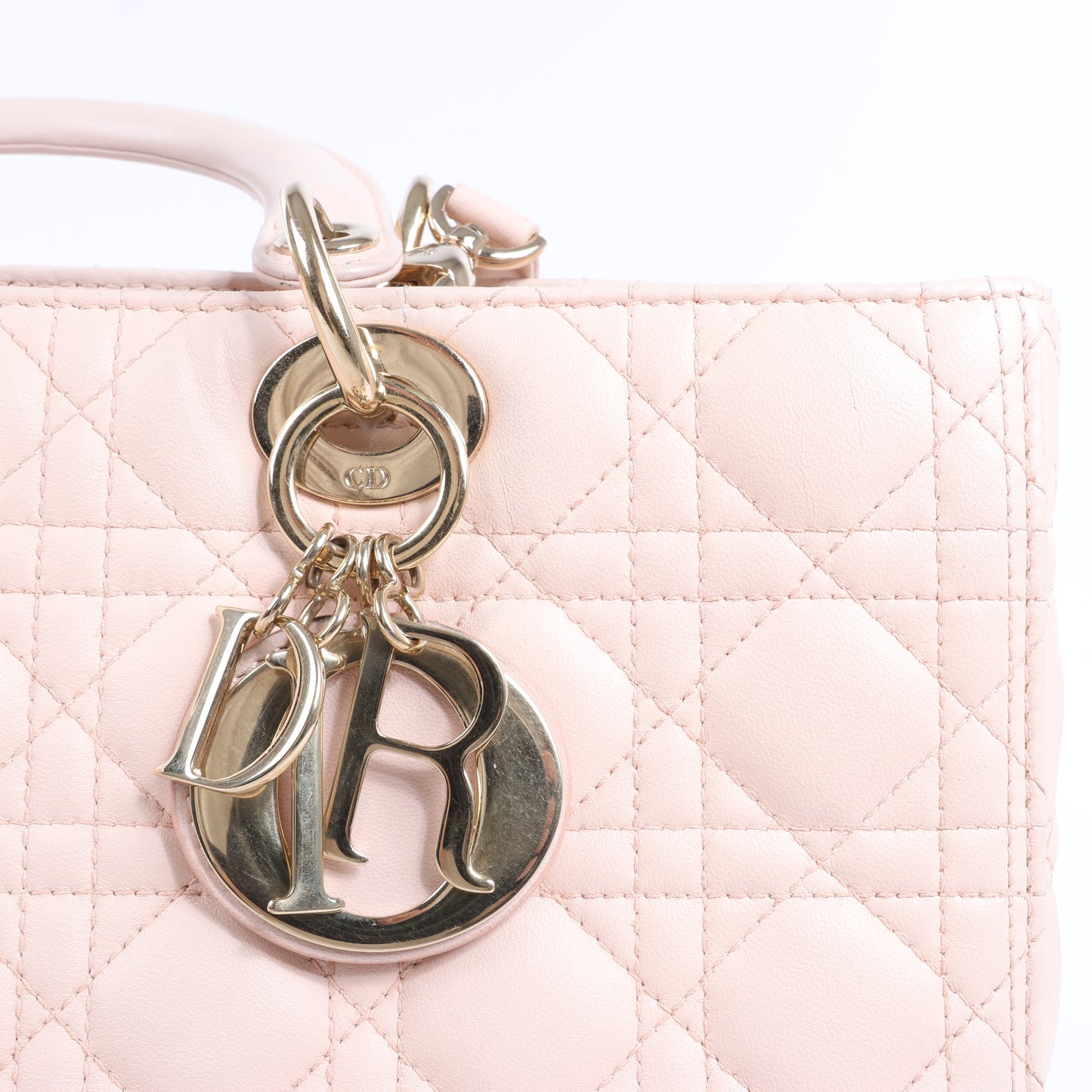 Christian Dior Lady Dior Cannage Große 2-Wege-Handtasche aus Leder in Hellrosa