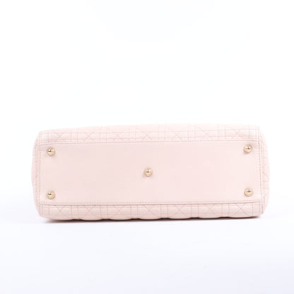 Christian Dior Lady Dior Cannage Große 2-Wege-Handtasche aus Leder in Hellrosa
