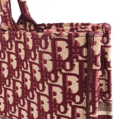 Christian Dior Book Tote Große, schräge Canvas-Umhängetasche in Burgunderrot