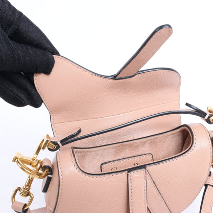 Christian Dior – Saddle Micro Bag – 2-Wege-Handtasche aus Leder in Blush