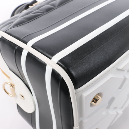 Christian Dior Große Dior Vibe Bowlingtasche mit Reißverschluss in Schwarz x Weiß