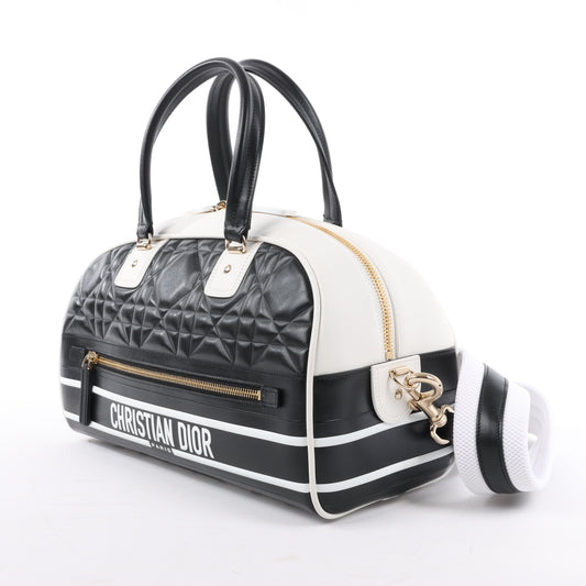 Christian Dior Große Dior Vibe Bowlingtasche mit Reißverschluss in Schwarz x Weiß