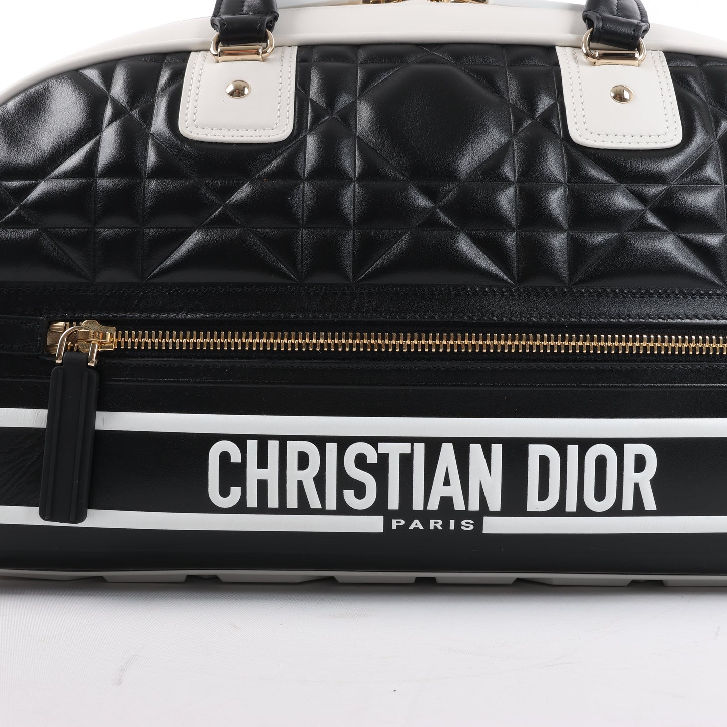 Christian Dior Große Dior Vibe Bowlingtasche mit Reißverschluss in Schwarz x Weiß
