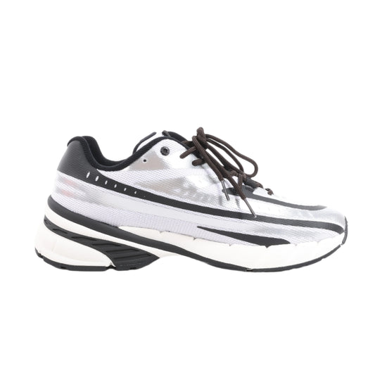 Diesel D-Airspeed Low-Striped Sneakers aus beschichtetem Ripstop in Silber, Größe 43 EU