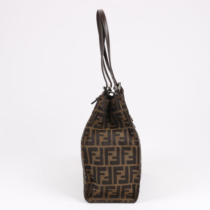 FENDI – Zucchino Mamma Bucket-Umhängetasche aus Canvas und Leder in Braun