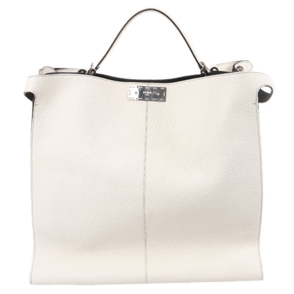 Fendi Peek-a-boo X-light Lederhandtasche in Weiß 7VA448