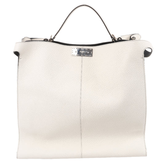 Fendi Peek-a-boo X-light Lederhandtasche in Weiß 7VA448