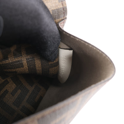 Fendi Peek-a-boo X-light ICU Co., Ltd. Lederhandtasche in Beige 7VA528