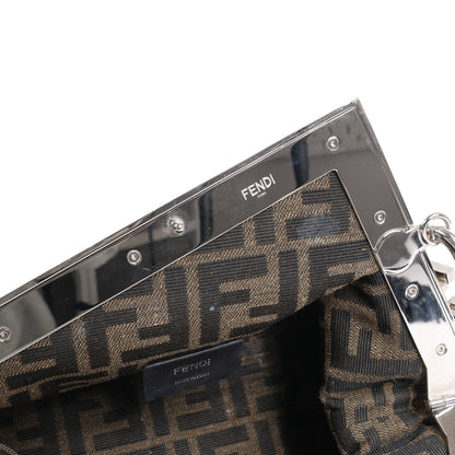FENDI First Leather x Wildleder-Umhängetasche in Beige 8BP129