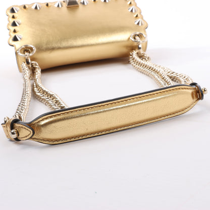 FENDI Mini Kan I Schultertasche aus Leder mit Kette in Gold, 8M0381
