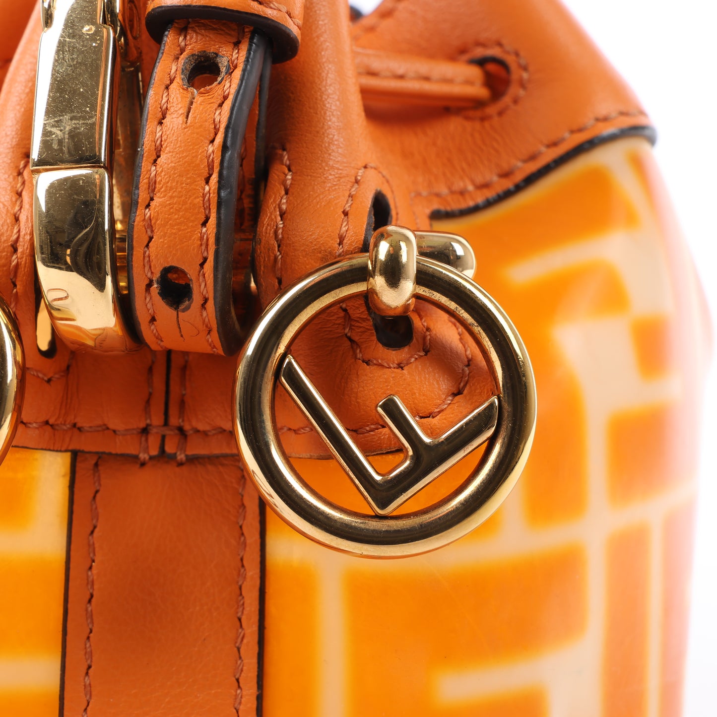 FENDI Mon Tresor Mini 2-Wege-Umhängetasche aus PVC und Leder in Orange 8BS010